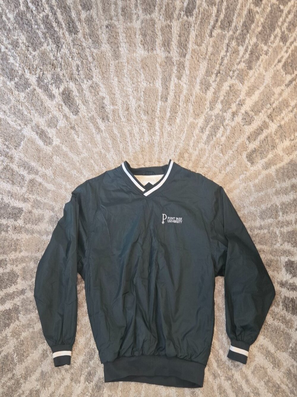 Point Park University Pullover Size S